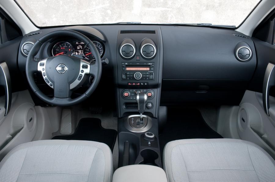  Nissan Qashqai 2010 года  (фото 157 из 204)